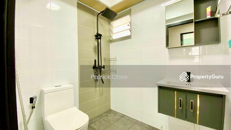 For Sale - 216A Boon Lay View