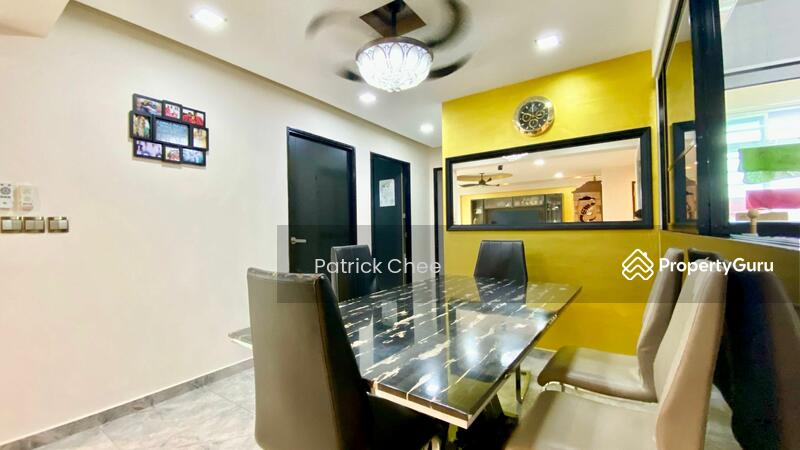 For Sale - 216A Boon Lay View