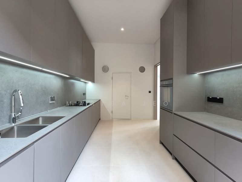 Freehold Semi-Detached near Watten Estate, Hillcrest Road, 5 Bedrooms, 6,700 sqft, Semi-Detached House For Sale, by Marisa Jeo, 25474861 - PropertyGuru.com.sg