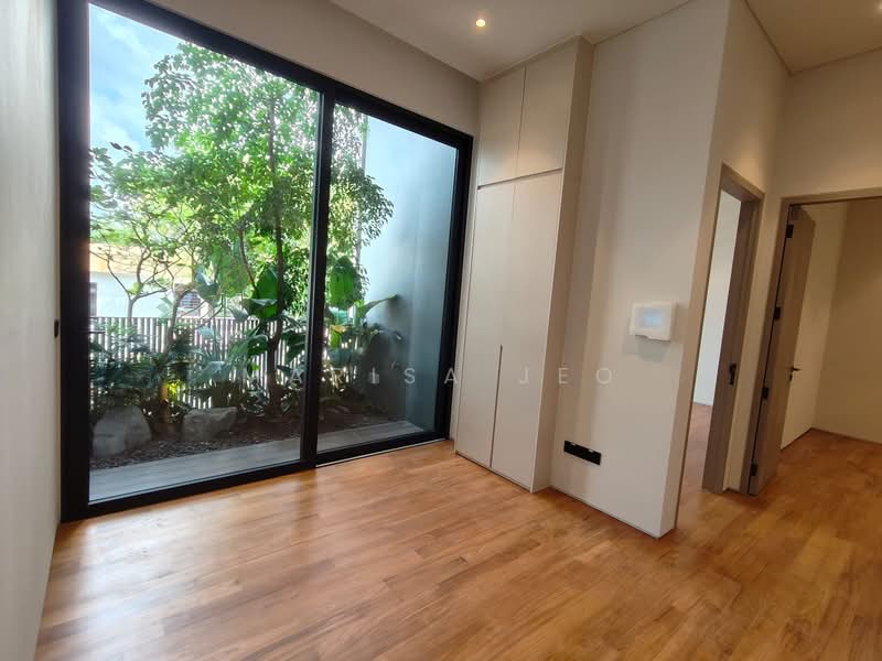 Freehold Semi-Detached near Watten Estate, Hillcrest Road, 5 Bedrooms, 6,700 sqft, Semi-Detached House For Sale, by Marisa Jeo, 25474861 - PropertyGuru.com.sg