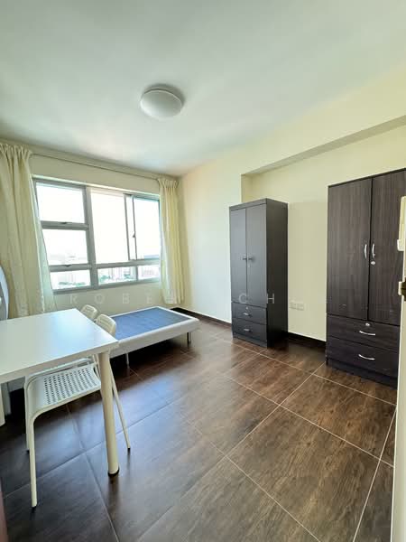 For Rent - 50 Commonwealth Drive