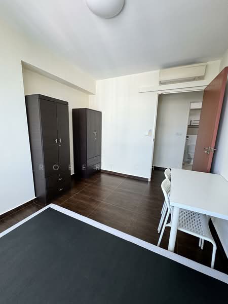 For Rent - 50 Commonwealth Drive