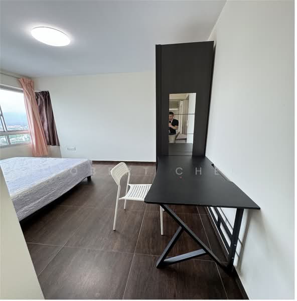 For Rent - 50 Commonwealth Drive