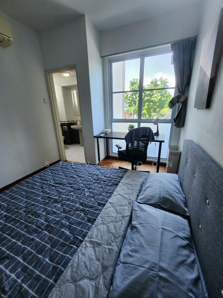 For Rent - Elias Green