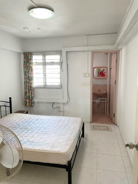 320 Clementi Avenue 4, 320 Clementi Avenue 4, 2 Bedrooms, 721 sqft, HDB Flat For Rent, by KC Chong, 25475535 - PropertyGuru.com.sg