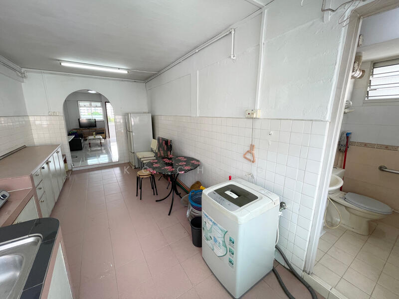 320 Clementi Avenue 4, 320 Clementi Avenue 4, 2 Bedrooms, 721 sqft, HDB Flat For Rent, by KC Chong, 25475535 - PropertyGuru.com.sg