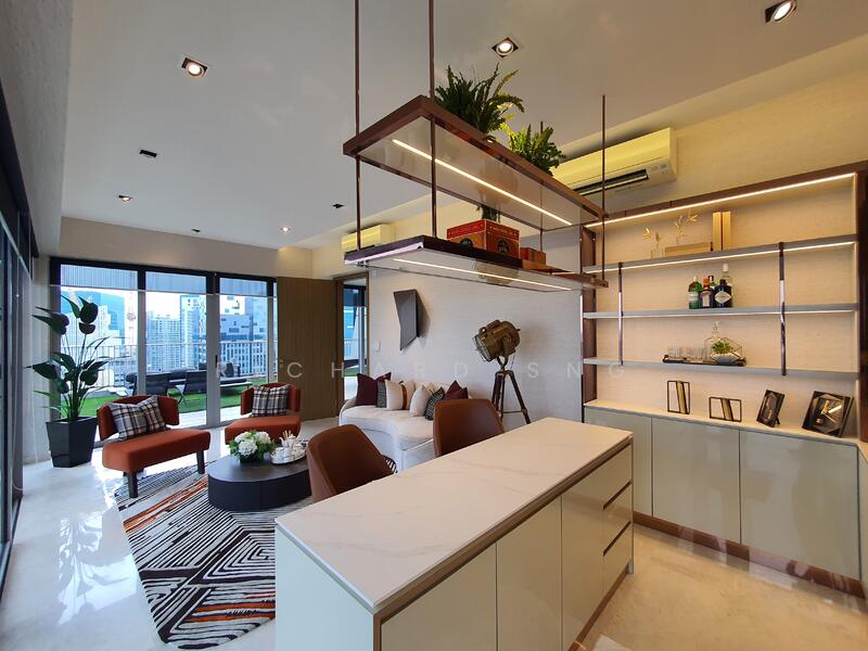 V ON SHENTON PENTHOUSE