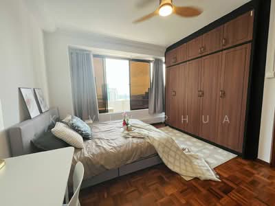 For Rent - International Plaza