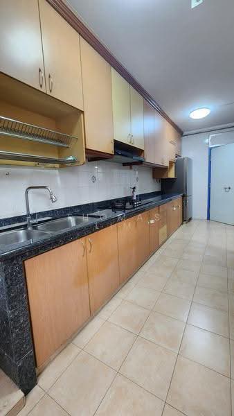 196 Rivervale Drive, 196 Rivervale Drive, Hougang / Punggol / Sengkang, 3 Bedrooms, 1,184 sqft, HDB Flat For Rent, by Thomas Lim, 25476539 - Kitchen - PropertyGuru.com.sg