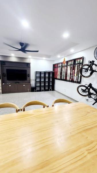 196 Rivervale Drive, 196 Rivervale Drive, Hougang / Punggol / Sengkang, 3 Bedrooms, 1,184 sqft, HDB Flat For Rent, by Thomas Lim, 25476539 - Living Room - PropertyGuru.com.sg