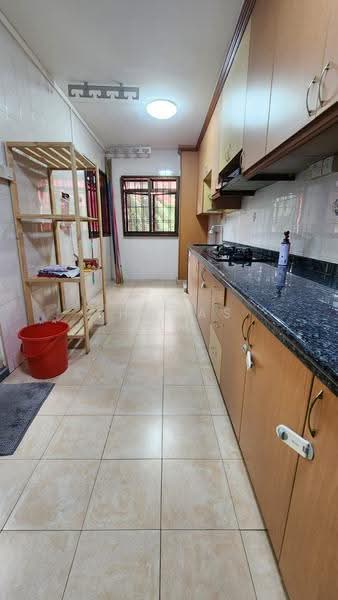 196 Rivervale Drive, 196 Rivervale Drive, Hougang / Punggol / Sengkang, 3 Bedrooms, 1,184 sqft, HDB Flat For Rent, by Thomas Lim, 25476539 - Kitchen - PropertyGuru.com.sg