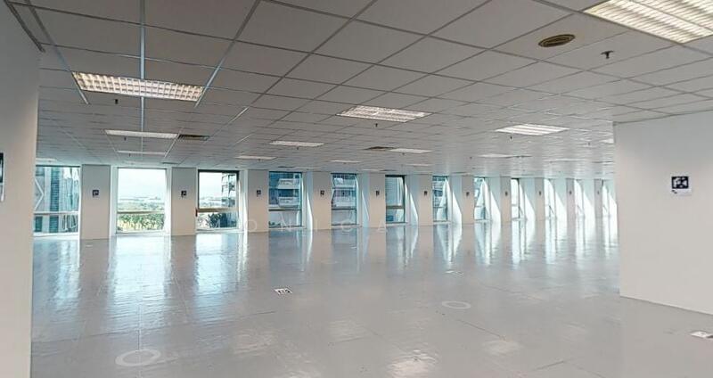 OUE Downtown 2, 6 Shenton Way, 1,851 sqft, Office For Rent, by Monica Oh, 25476608 - CommercialGuru.com.sg