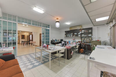 For Sale - 40B Changi Road. Shophouse residential! Freehold!
