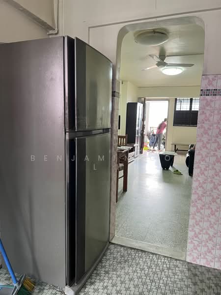 For Rent - 4 Queen's Road