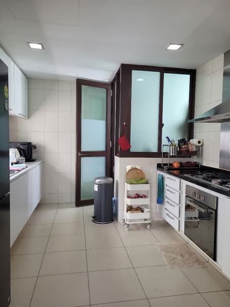 Varsity Park Condominium, 24 West Coast Road, 3 Bedrooms, 2,207 sqft, Condominium For Rent, by Clare Lee, 25478306 - PropertyGuru.com.sg