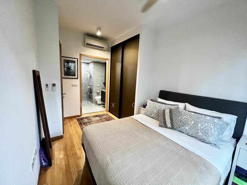 For Rent - The Navian