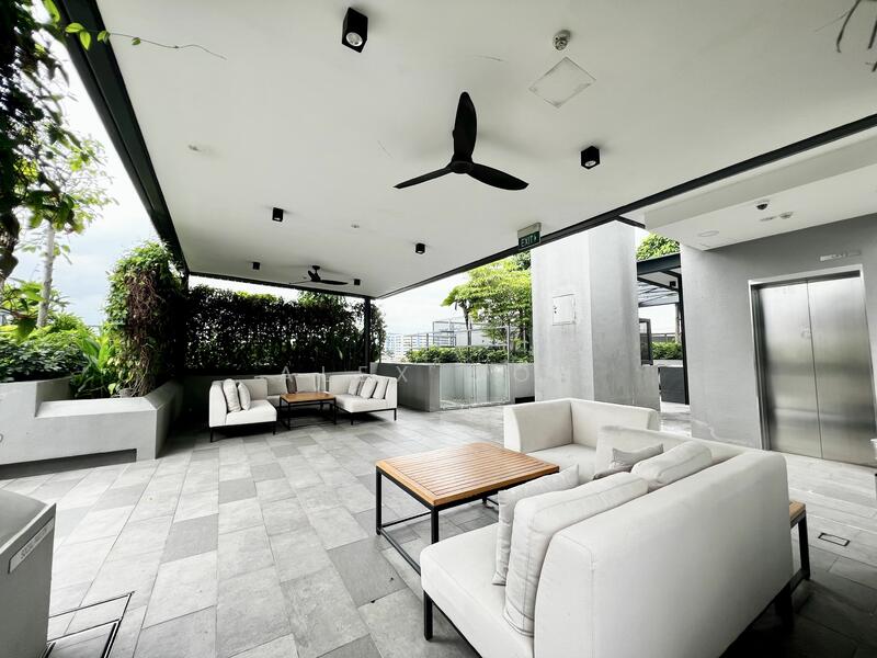 For Rent - The Navian