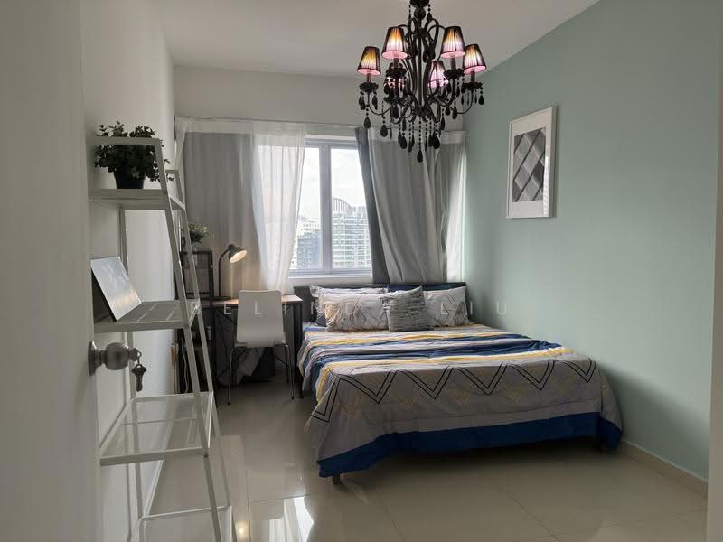 Lucky Plaza, 304 Orchard Road, Orchard / River Valley, Room Rental, 120 sqft, Apartment For Rent, by Belinda Liu, 25478619 - PropertyGuru.com.sg
