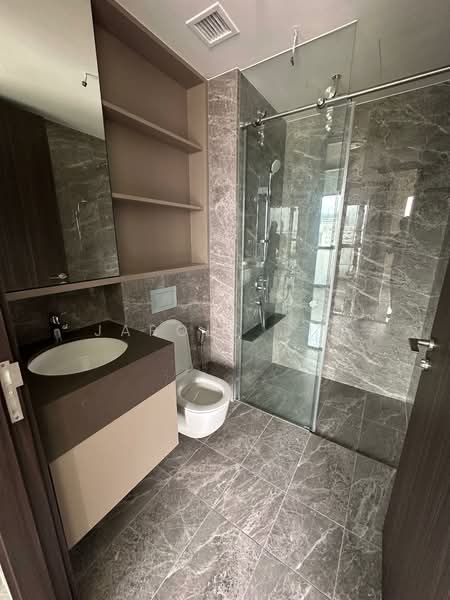 The LINQ @ Beauty World, 118 Upper Bukit Timah Road, 2 Bedrooms, 614 sqft, Condominium For Rent, by Jarold Lim, 25478664 - PropertyGuru.com.sg