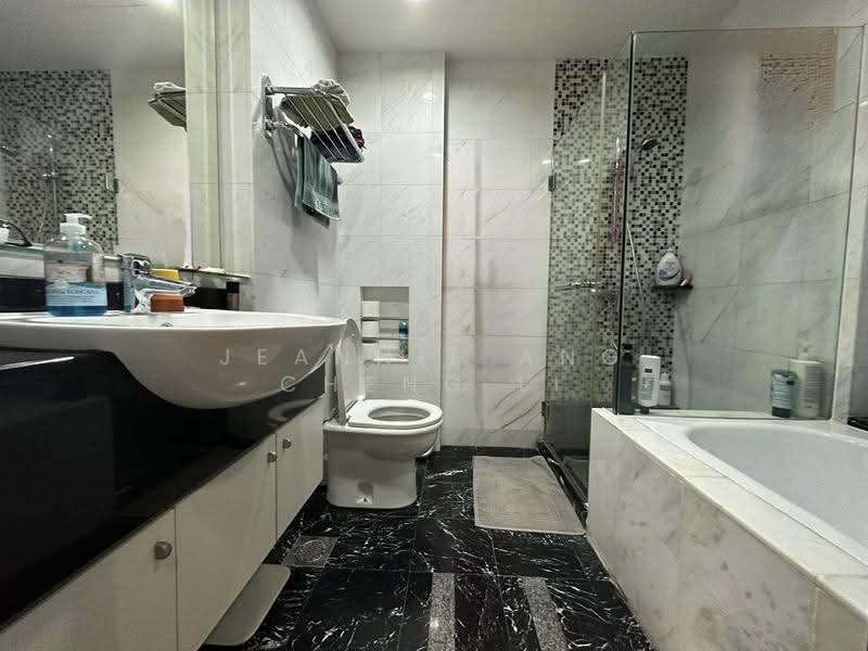 Amaninda, 329A Thomson Road, Newton / Novena, 3 Bedrooms, 1,281 sqft, Condominium For Rent, by Jeannie Ang Cheng Li, 25480410 - PropertyGuru.com.sg