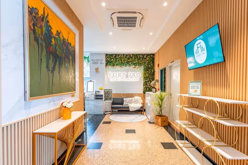 For Rent - USR Junction