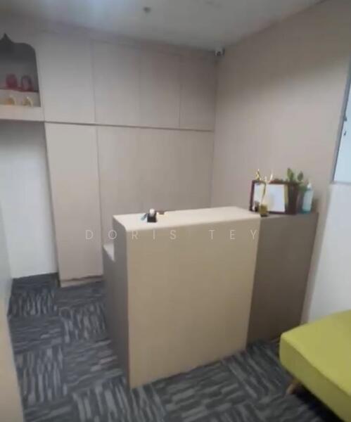 International Plaza, 10 Anson Road, 936 sqft, Business / Science Park For Sale, by Doris Tey, 25480755 - CommercialGuru.com.sg