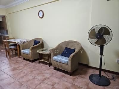 For Rent - 271 Tampines Street 21