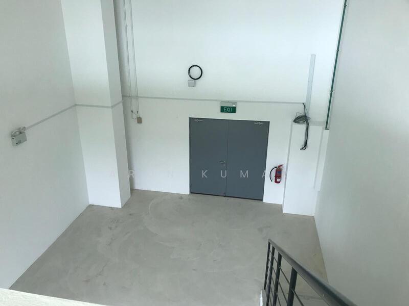 Oxley BizHub, 65 Ubi Road 1, 1,410 sqft, Light Industrial (B1) For Sale, by Arun Kumar, 25481348 - CommercialGuru.com.sg
