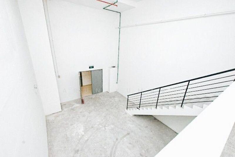 Oxley BizHub, 65 Ubi Road 1, 1,410 sqft, Light Industrial (B1) For Sale, by Arun Kumar, 25481348 - CommercialGuru.com.sg