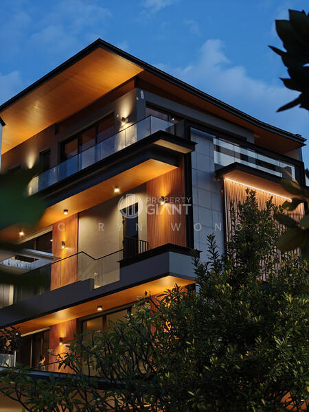 For Sale - ❤️GIANT⚡️10,000sqft Brand-New Semi-D with Pool & Lift. Walk to MRT!