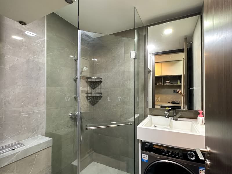 Parc Clematis, 8B Jalan Lempeng, Studio, 250 sqft, Condominium For Rent, by Wesley Lim, 25481798 - Private bathroom with washer+dryer - PropertyGuru.com.sg
