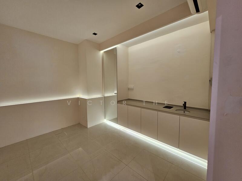 246 Upper Thomson Road, , 1,700 sqft, Shop / Shophouse For Rent, by Victor The, 25481895 - CommercialGuru.com.sg