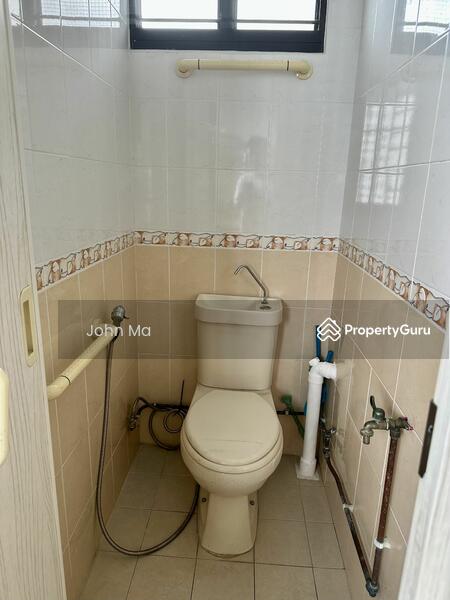 For Rent - 2 Hougang Avenue 3