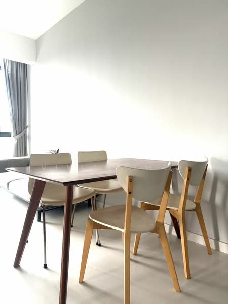 SkySuites 17, 17 Jalan Rajah, 2 Bedrooms, 678 sqft, Apartment For Rent, by Vivian Zhao, 25481970 - PropertyGuru.com.sg