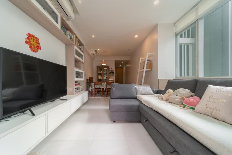 The Vermont On Cairnhill, 12 Cairnhill Rise, 2 Bedrooms, 893 sqft, Apartment For Sale, by Wendy Koh, 25482028 - Living Room - PropertyGuru.com.sg