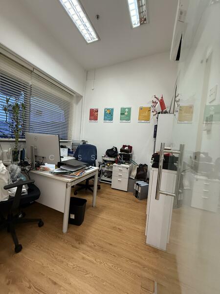 One Commonwealth, 1 Commonwealth Lane, 1,636 sqft, Light Industrial (B1) For Rent, by Cassandra Lim, 25482389 - CommercialGuru.com.sg