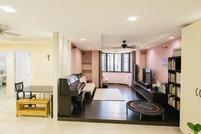 For Sale - 359B Admiralty Drive