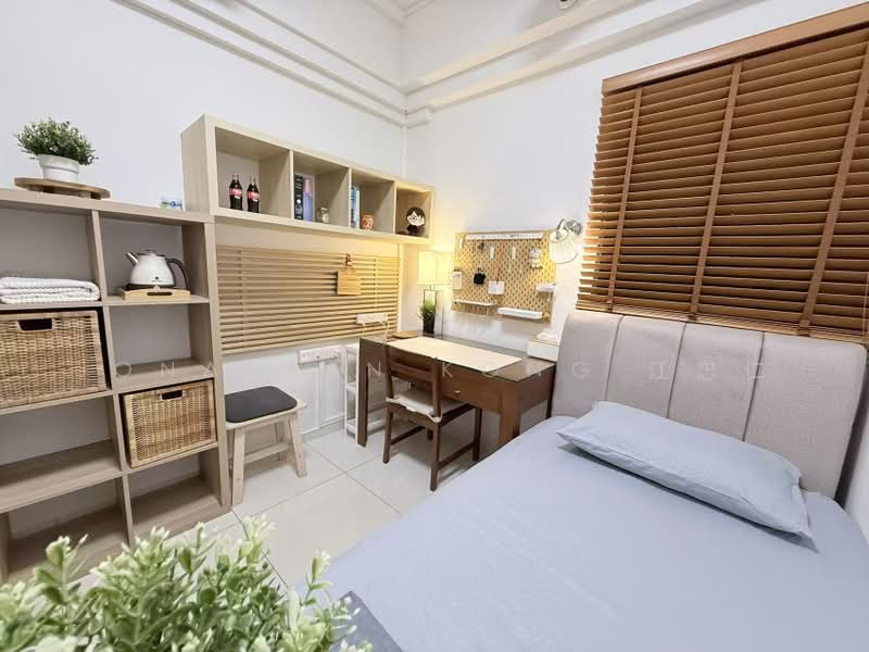 Calin Mansions, 30 Lorong 33 Geylang, Room Rental, 200 sqft, Apartment For Rent, by Jonathan Kong 江忠仁, 25482965 - PropertyGuru.com.sg