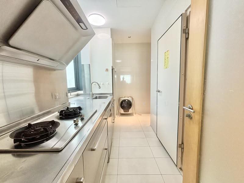 Soleil @ Sinaran, 2 Sinaran Drive, Newton / Novena, 5 Bedrooms, 4,930 sqft, Condominium For Rent, by Bhavina Kaur, 25483072 - PropertyGuru.com.sg