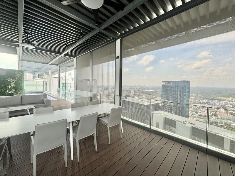 Soleil @ Sinaran, 2 Sinaran Drive, Newton / Novena, 5 Bedrooms, 4,930 sqft, Condominium For Rent, by Bhavina Kaur, 25483072 - Roof Terrace - PropertyGuru.com.sg