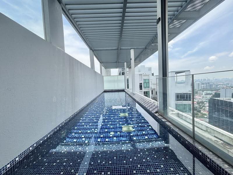Soleil @ Sinaran, 2 Sinaran Drive, Newton / Novena, 5 Bedrooms, 4,930 sqft, Condominium For Rent, by Bhavina Kaur, 25483072 - Private Swimming Pool - PropertyGuru.com.sg