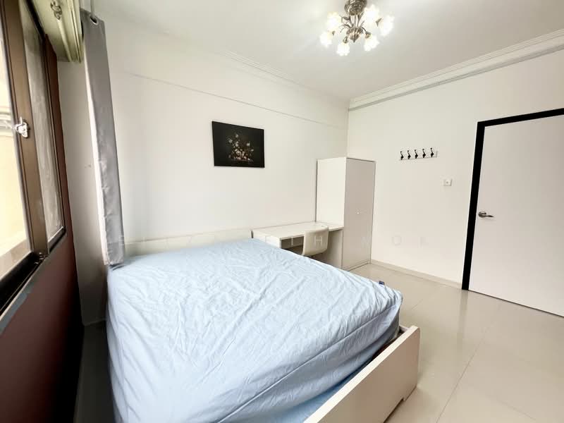 City Plaza, 810 Geylang Road, Room Rental, 160 sqft, Apartment For Rent, by Elizabeth Mok, 25483108 - Master bedroom A - PropertyGuru.com.sg