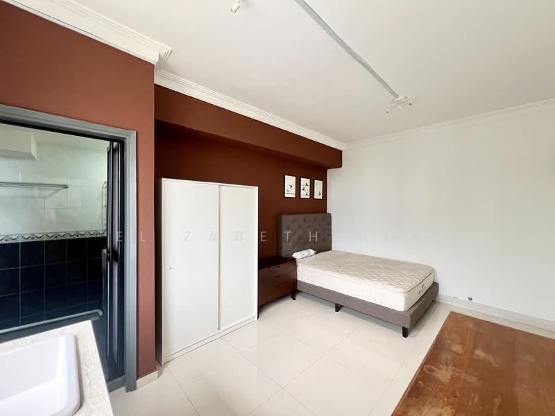 City Plaza, 810 Geylang Road, Room Rental, 160 sqft, Apartment For Rent, by Elizabeth Mok, 25483108 - Big master bedroom B - PropertyGuru.com.sg