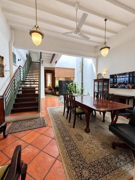 BEAUTIFULLY PRESERVED CAIRNHILL CONSERVATION HOME, Cairnhill, Emerald Hill, Saunders, Orchard / River Valley, 4 Bedrooms, 4,000 sqft, Terraced House For Sale, by Deon Tan, 25483187 - Dining Room - PropertyGuru.com.sg