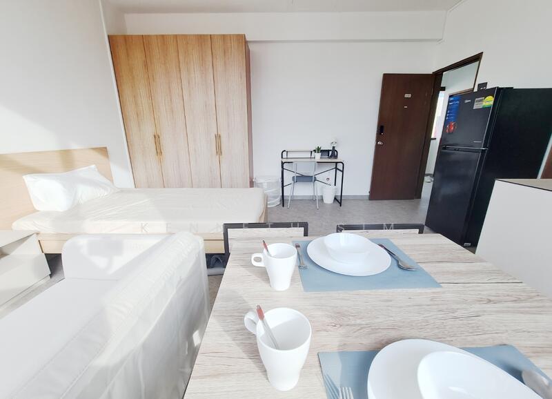 406C Pasir Panjang road, Pasir Panjang road, 1 Bedroom, 350 sqft, Town House For Rent, by Kenneth Sim, 25483196 - 406E Studio from 15 August for 1 pax fully equipped , wonderful home. Rent Negotiable... - PropertyGuru.com.sg