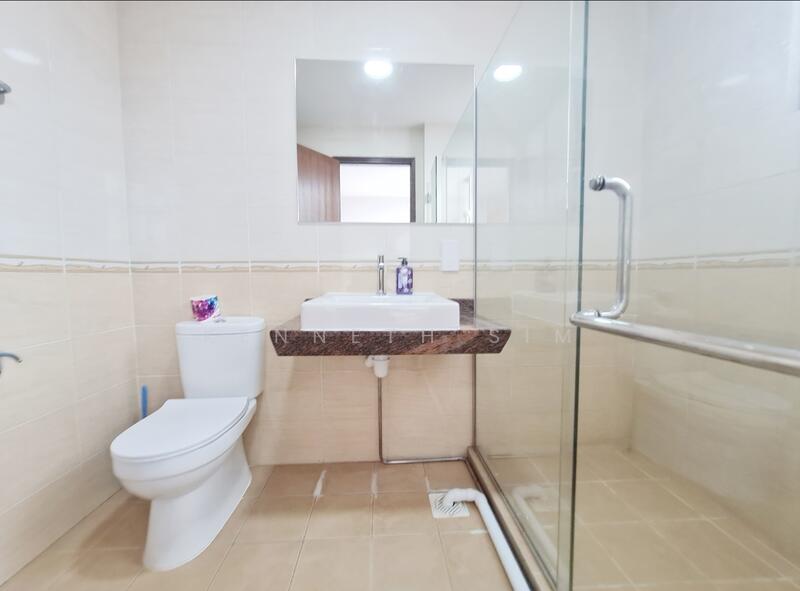 406C Pasir Panjang road, Pasir Panjang road, 1 Bedroom, 350 sqft, Town House For Rent, by Kenneth Sim, 25483196 - 406E Studio immediately for 1 pax fully equipped , wonderful home. Rent Negotiable... - PropertyGuru.com.sg