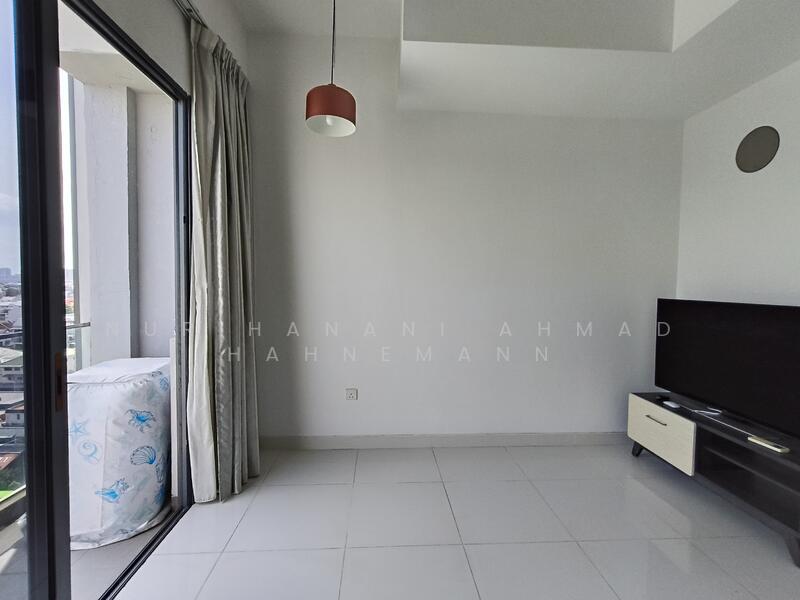 Millage, 55 Changi Road, Eunos / Geylang / Paya Lebar, 2 Bedrooms, 947 sqft, Condominium For Rent, by Nur Hanani Ahmad Hahnemann, 25483902 - living room - PropertyGuru.com.sg