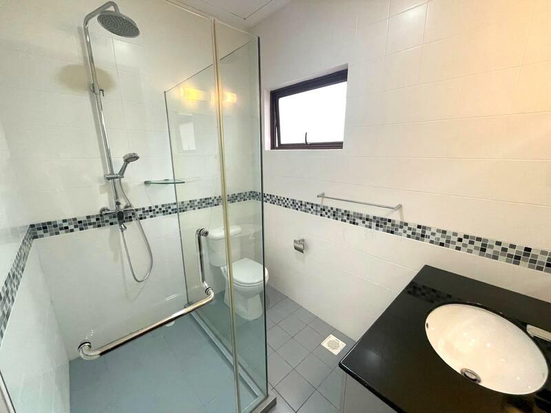 GREENLEAF PLACE, 2-Storey Detached House for Rent