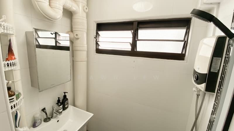 13 Holland Drive, 13 Holland Drive, 3 Bedrooms, 700 sqft, HDB Flat For Rent, by Shawn Lew, 25484002 - PropertyGuru.com.sg