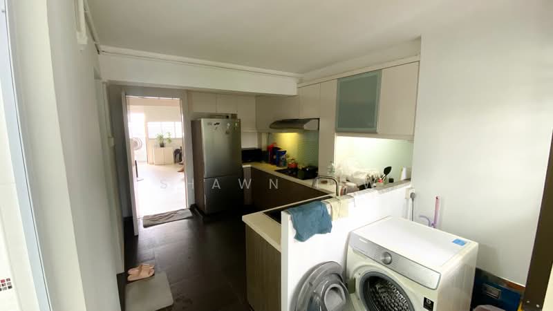 13 Holland Drive, 13 Holland Drive, 3 Bedrooms, 700 sqft, HDB Flat For Rent, by Shawn Lew, 25484002 - PropertyGuru.com.sg